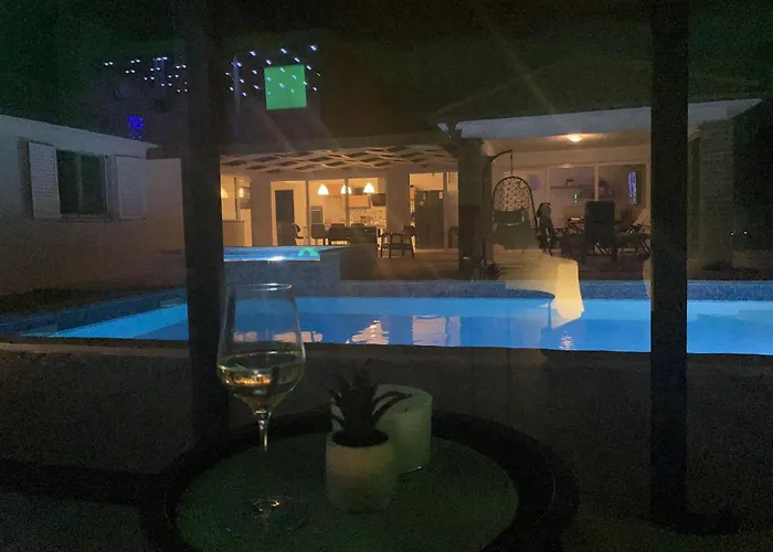 Korina * Drliceve Kuce