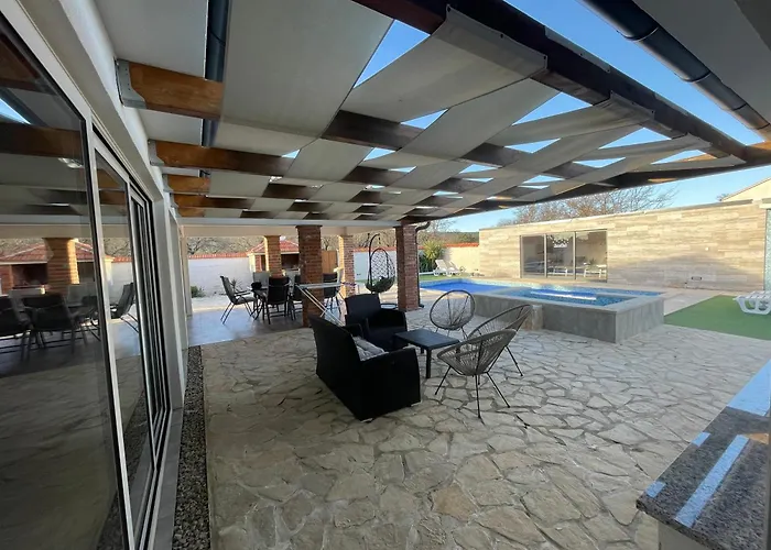 Korina Drliceve Kuce